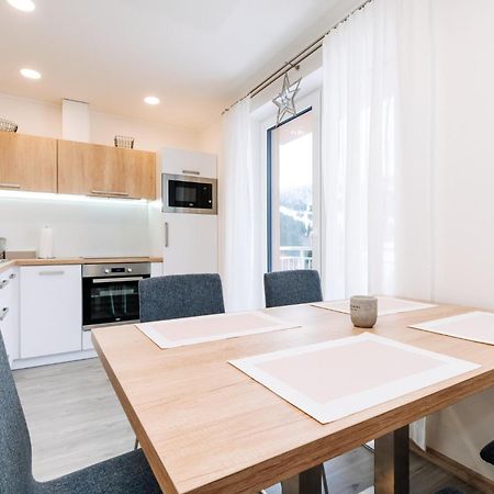 Apartment Hugo Klinovec โลชนา โปด กลิโนฟเซม ภายนอก รูปภาพ