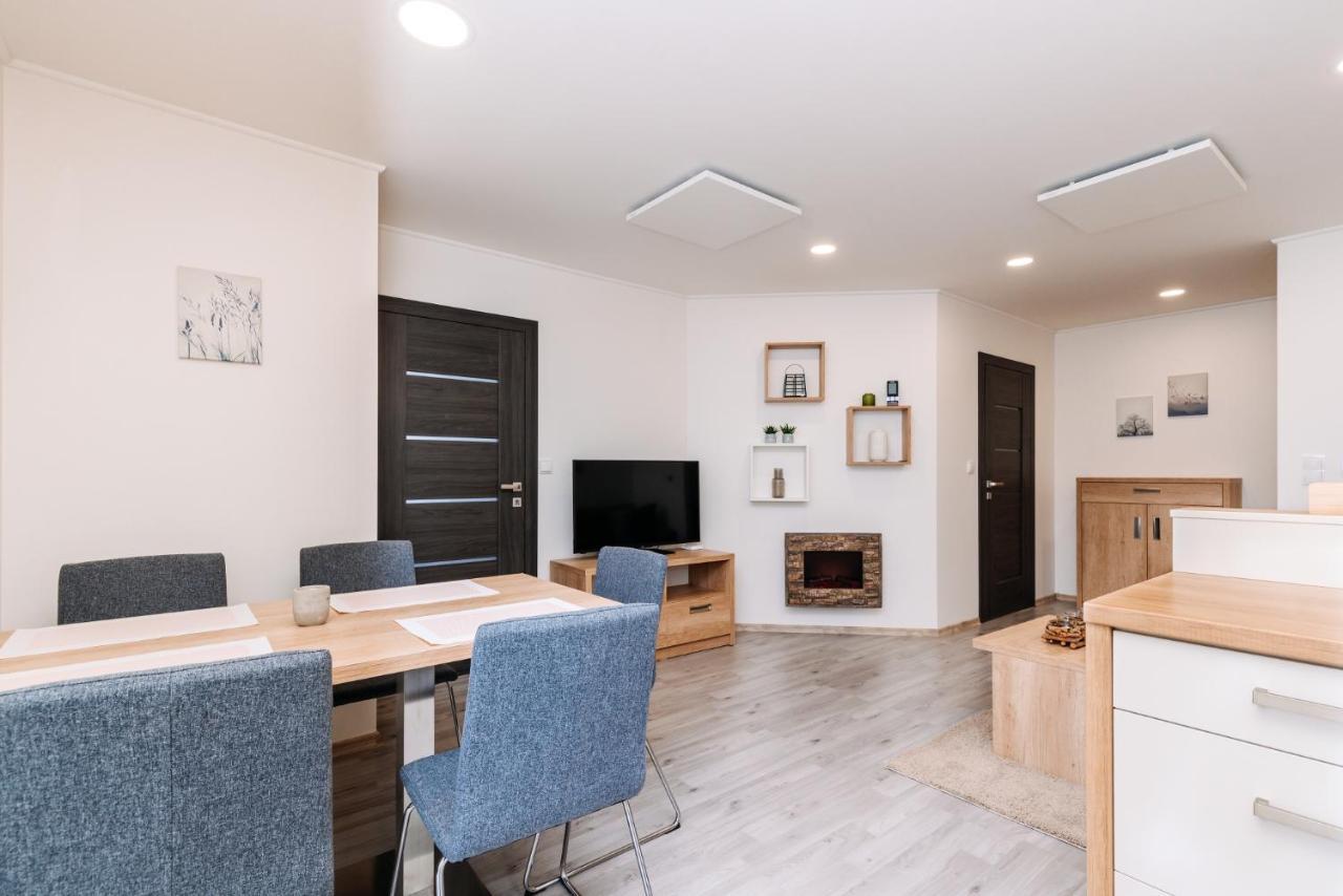 Apartment Hugo Klinovec โลชนา โปด กลิโนฟเซม ภายนอก รูปภาพ